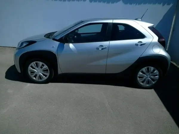 AYGO X